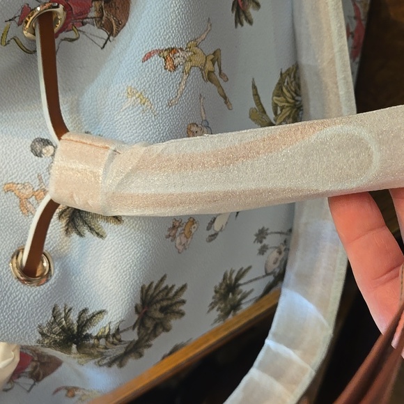 Dooney & Bourke Disney Peter Pan Drawstring satchel NWT - Picture 6 of 6